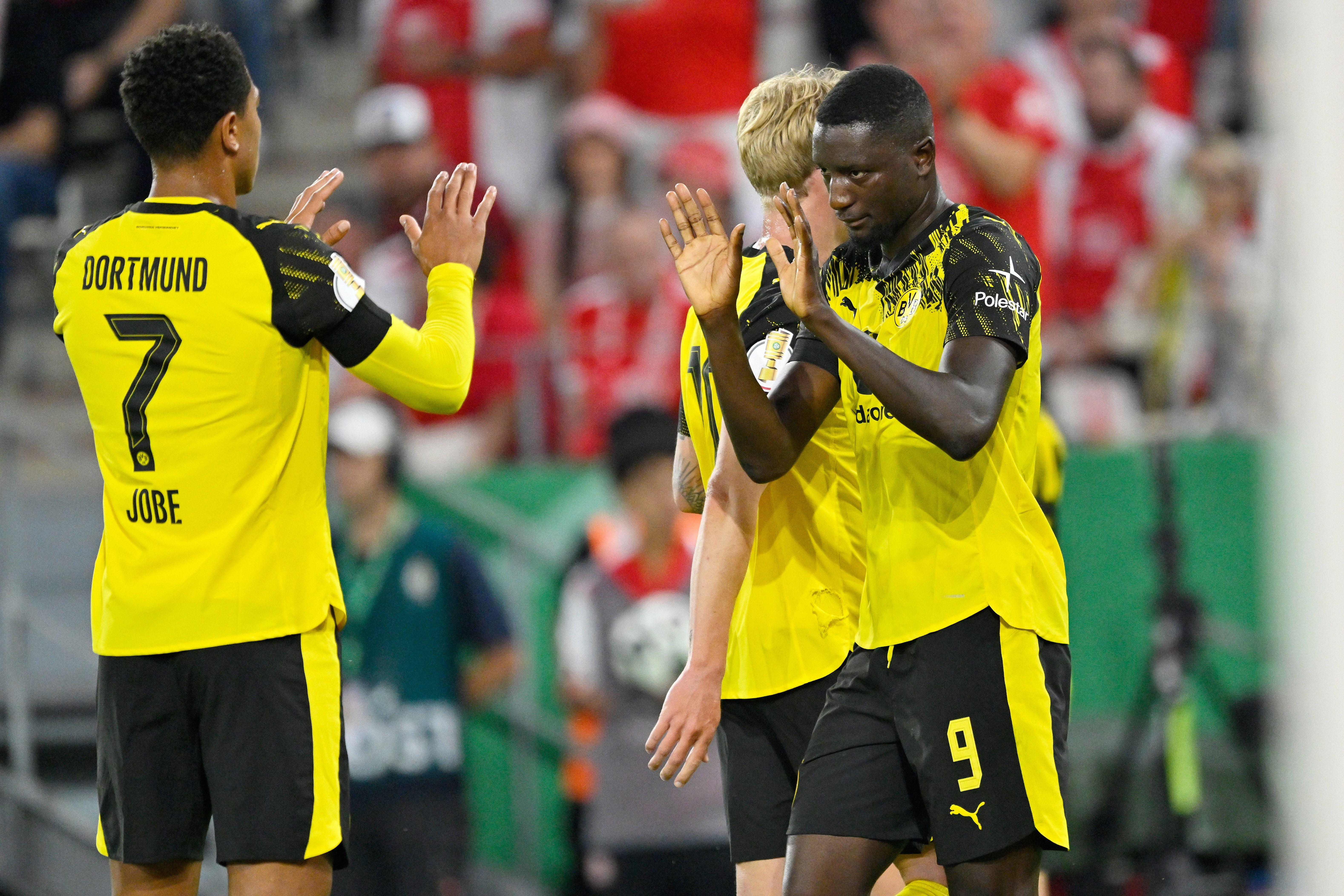 开云体育平台评测-德国杯倒计时，多特蒙德冲刺阶段临场应变，细节引发关注，态度坚定，赛季目标并未改变(多特蒙德vs巴黎圣日耳曼ai预测)